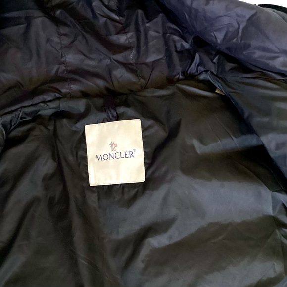 Moncler Angers Giubbotto Down Hooded Puffer Jacket. Deep Navy. Sz XS / Small - Picture 4 of 14
